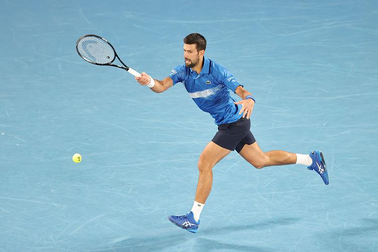 包含澳网轻取年终总决赛，穆雷点燃赛场的词条